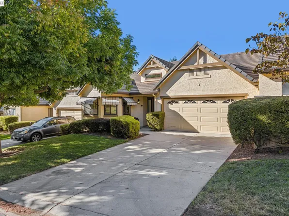 7673 Helmsdale Dr, San Jose, CA 95135