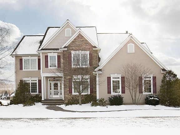 3rd image of 110 Millstone Dr