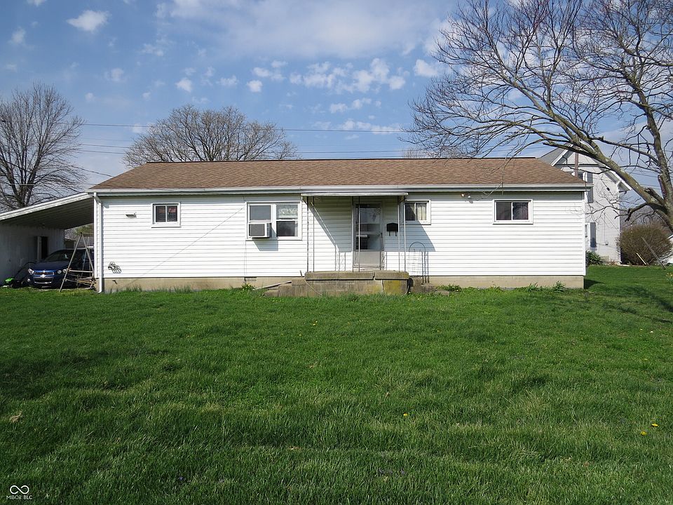 1st image of 825 Jackson St