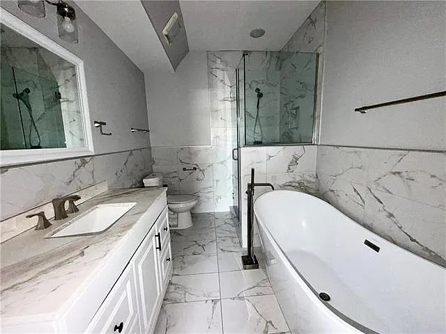 1309 Foy St — Photo 8