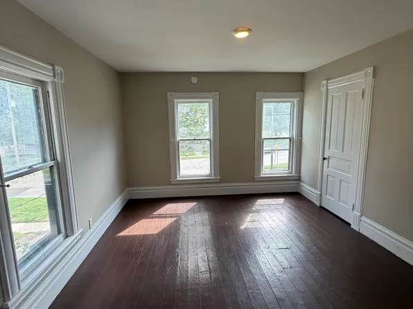 1024 W Kalamazoo Ave #A, Kalamazoo, MI 49007