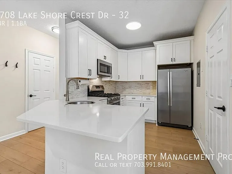 1708 Lake Shore Crest Dr #32 — Photo 10