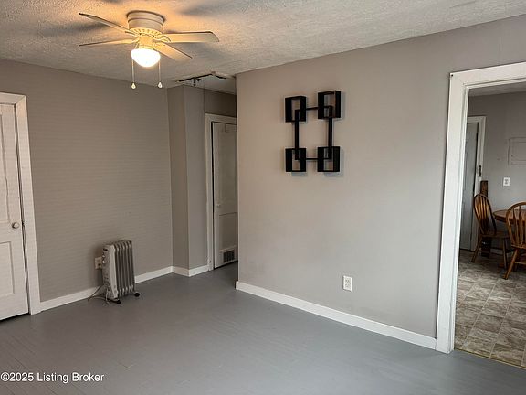 5th image of 2027 S 41st St