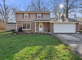 5009 Deerwood Dr, Racine, WI 53406