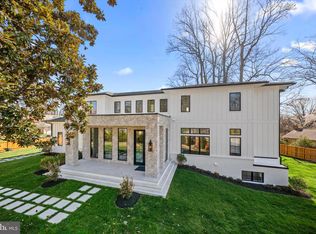 6116 Eastview St, Bethesda, MD