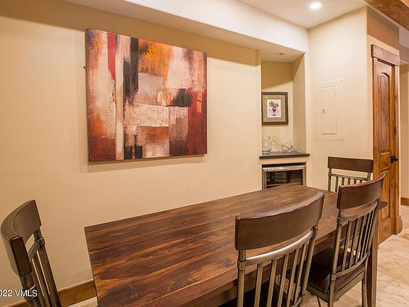 5th image of 22 W Meadow Dr Unit 125