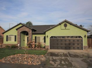 1050 Evergreen Ave, Lemoore, CA 93245