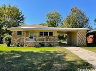 18 Meadowbrook Dr, Little Rock, AR 72205