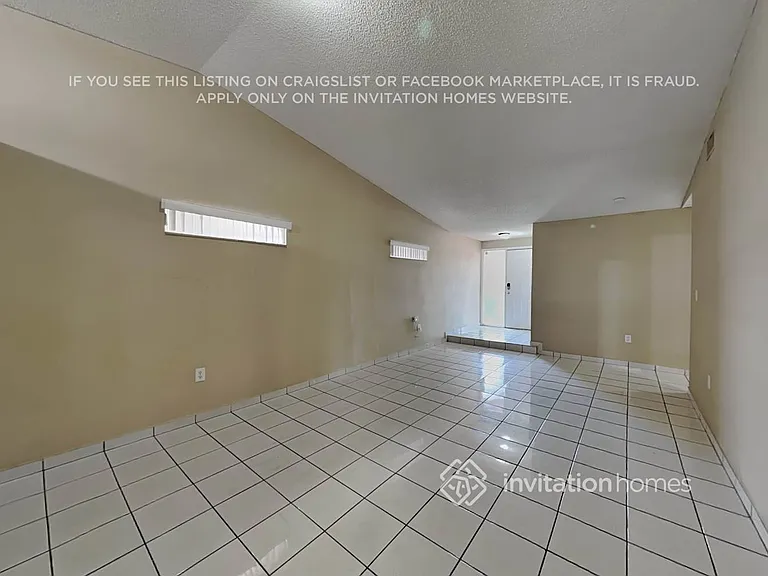 12748 NW 102nd Ave — Photo 8