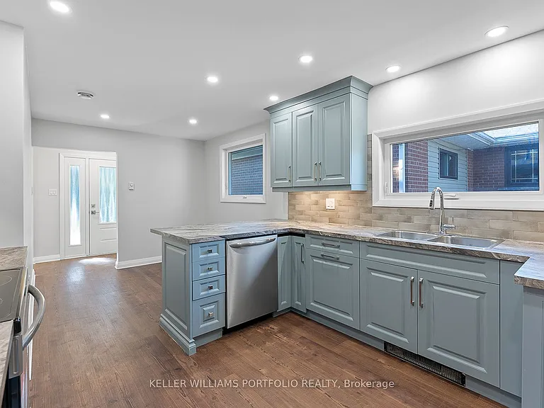 32 Gatesview Ave #UPPER — Photo 23