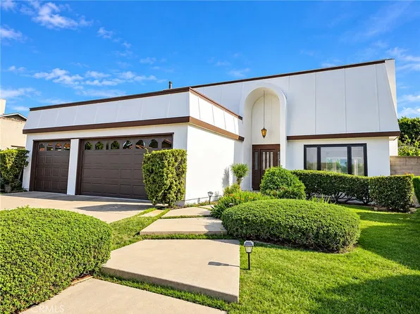 11130 Stonecress Ave, Fountain Valley, CA 92708