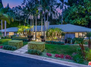 1120 Maroney Ln, Pacific Palisades, CA 90272