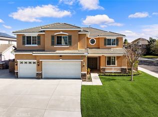 6412 Arcadia St, Corona, CA 92880