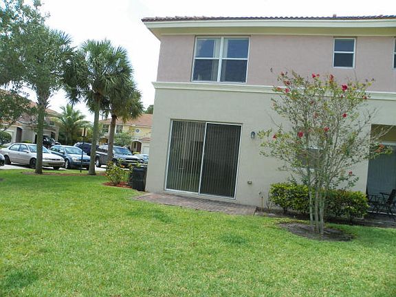 4th image of 1502 Seminole Palms Dr