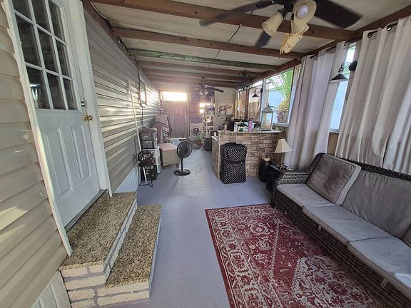 3rd image of 1399 Belcher Rd S #98