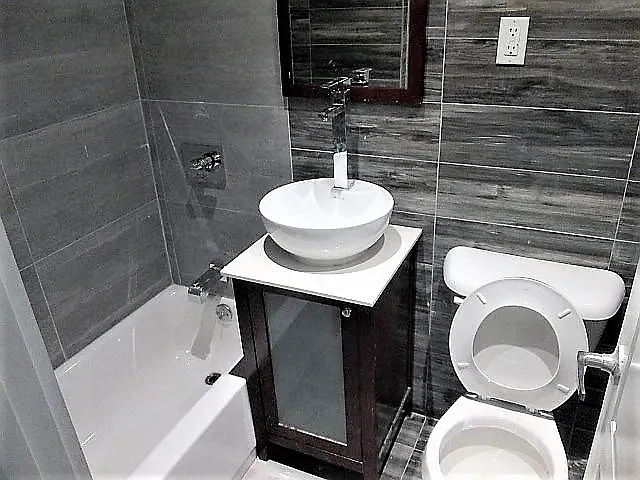 932 Myrtle Ave #3 — Photo 4