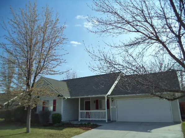 328 S Delphinium Ave, Star, ID 83669