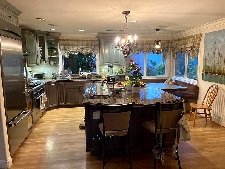 20605 Ashley Way — Photo 3