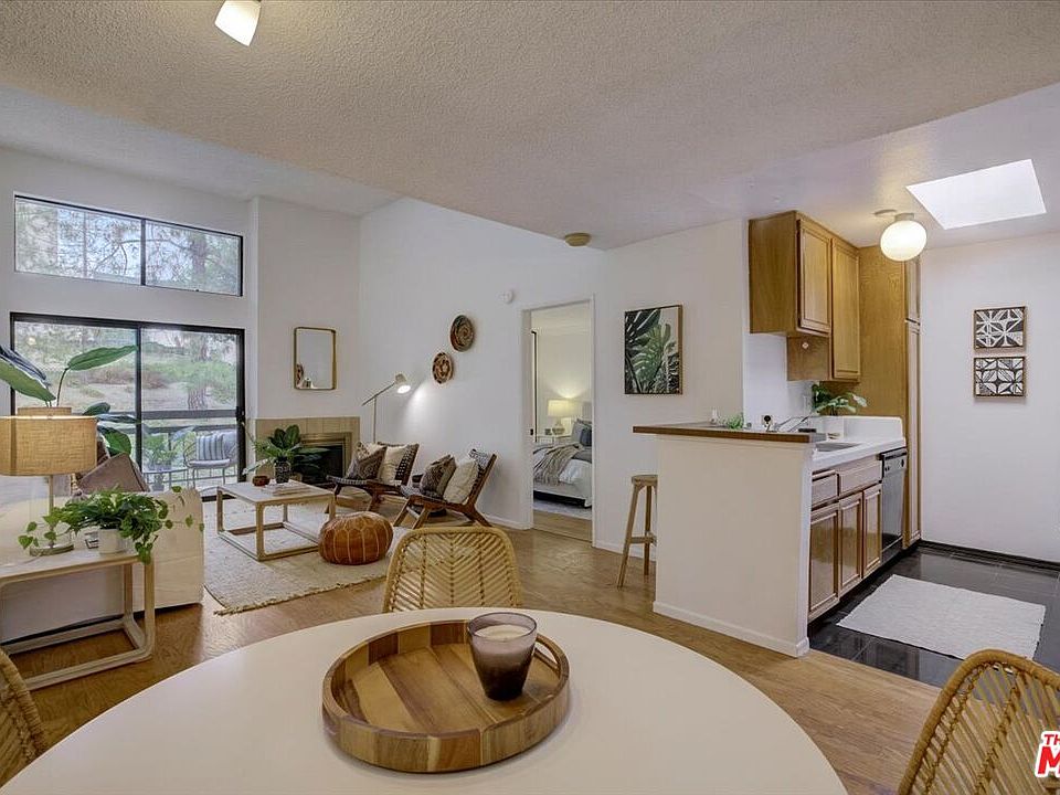 1st image of 898 Temple Ter Unit 320