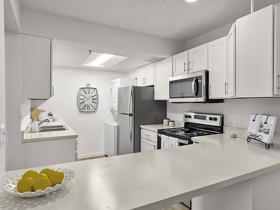 3rd image of 6502 Kingfisher Ln #6533HHT