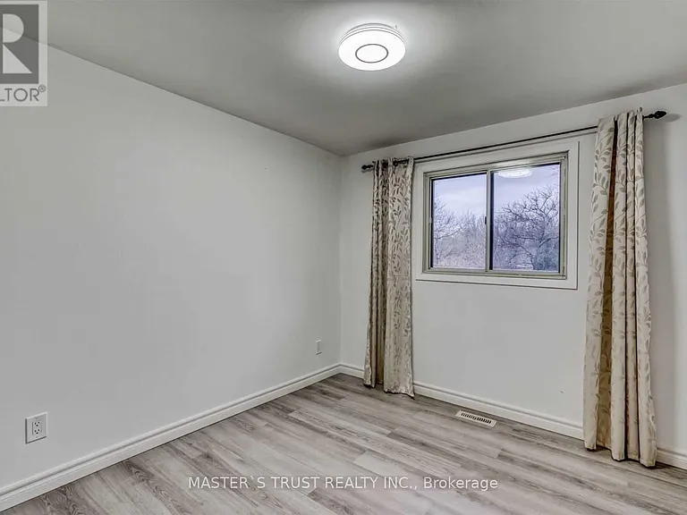 1473 Freeport Dr #MAIN — Photo 9