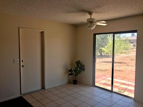 5th image of 16461 Bodart St
