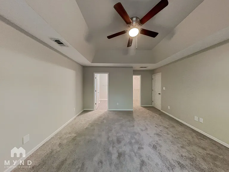 204 Eagles Crest Ct — Photo 8