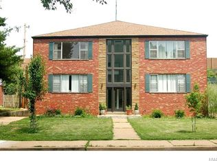 810 Francis Pl APT 1S, Saint Louis, MO 63105