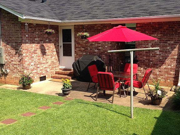 Rear view/patio