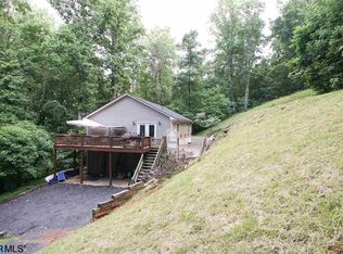49 Lisa Ln, Stanardsville, VA 22973