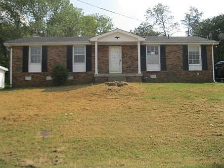 1st image of 458 Clearwater Dr
