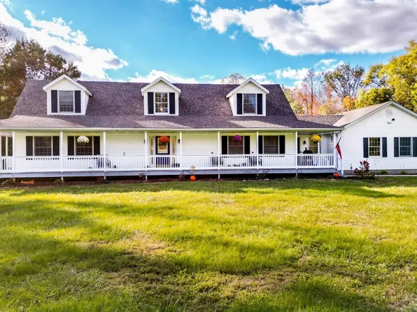 1211 Hale Rd, Wilmington, OH 45177