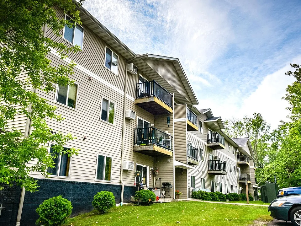 Legacy Pointe Apartments