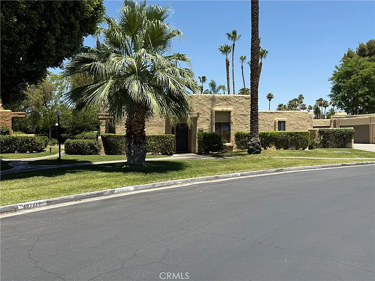 4850 N Winners Cir #A — Photo 25