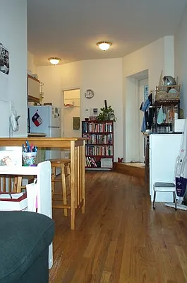 Rented by Tower Brokerage | media 22