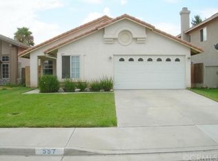 557 Camino Los Gallos, Perris, CA 92571
