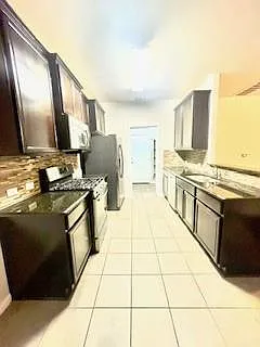 609 Tumlinson Fort Way — Photo 18
