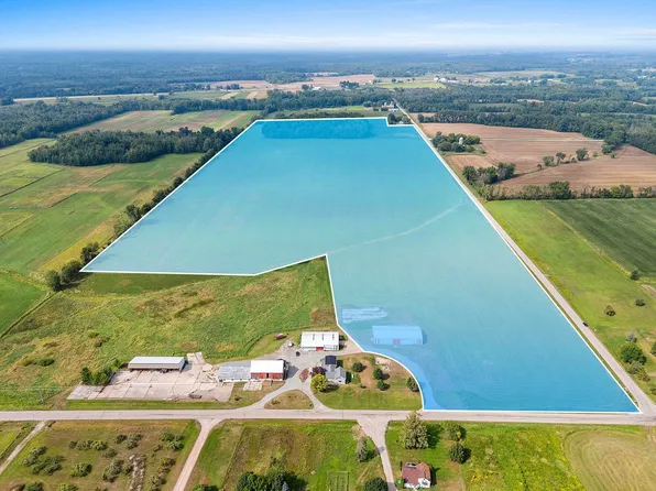 5250 Oak Orchard Rd, Abrams, WI 54101