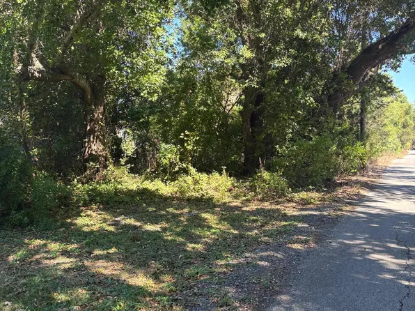 E 117th St, Galliano, LA 70354