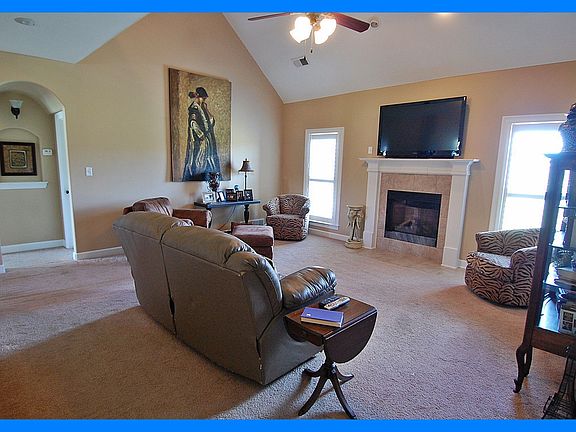 4th image of 8134 Caitlin Dr