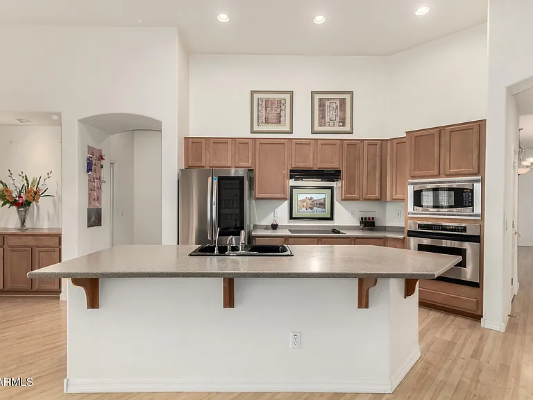 1203 E Kramer Cir — Photo 16