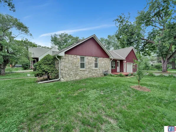 4040 Y St, Lincoln, NE 68503