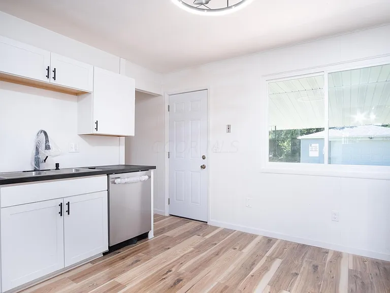 977 Hilock Rd #1 — Photo 11