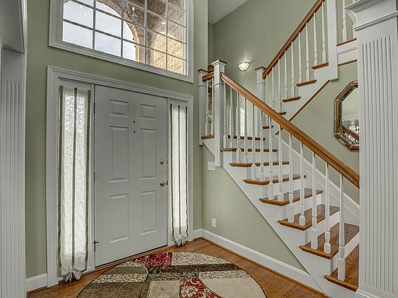 4th image of 10642 Aspen Pl