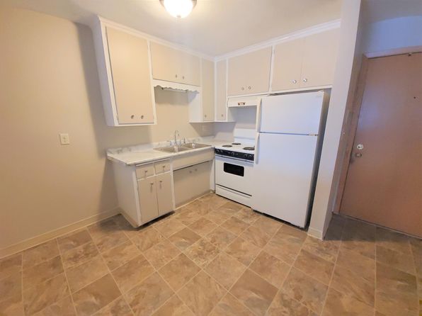 182 McCarrons Blvd N #15