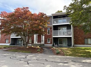 220 Bedford St UNIT D-5, Bridgewater, MA 02324