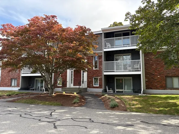 220 Bedford St Unit D-5, Bridgewater, MA 02324