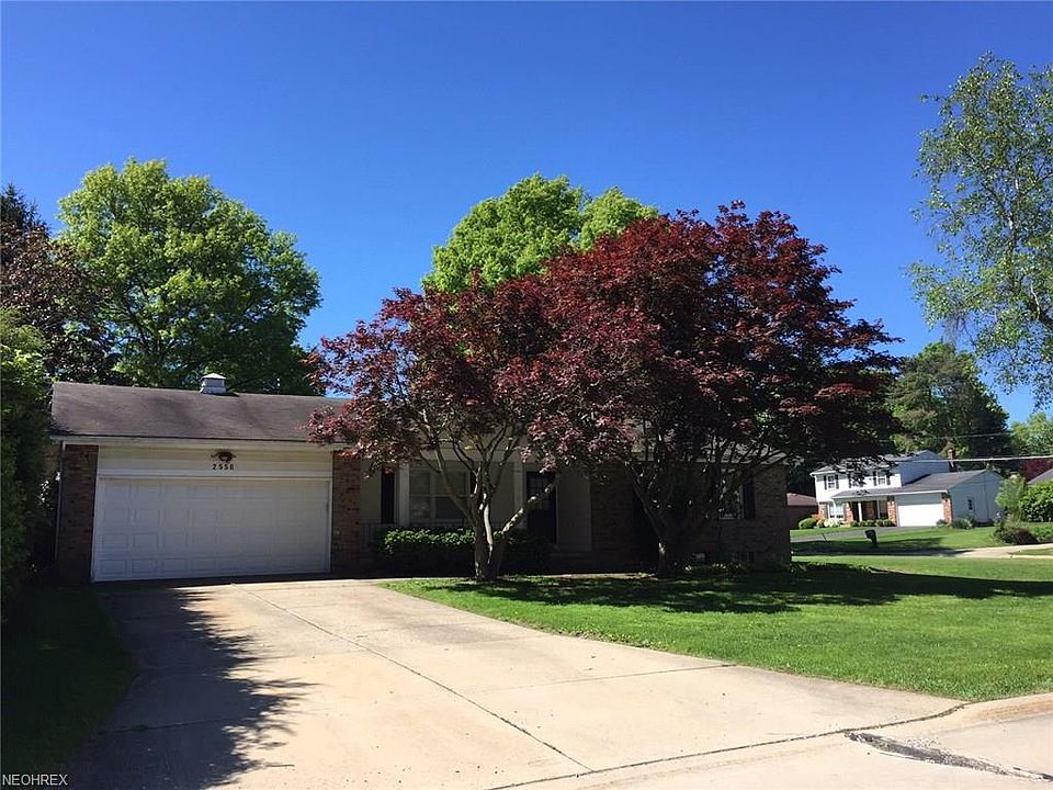 2nd image of 2556 Durand Rd