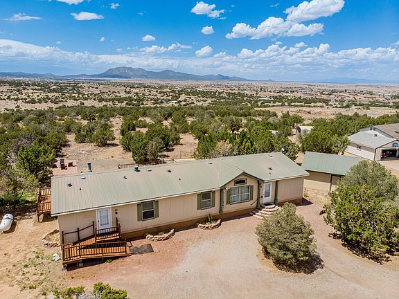2nd image of 18 Barbara Ln