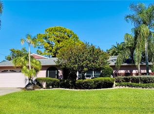 1323 SE 44th St, Cape Coral, FL 33904